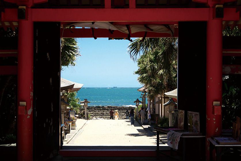 〈撮影場所〉青島神社