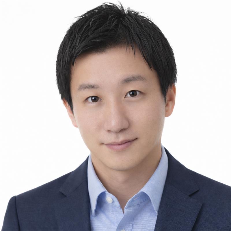 ライターの重村暁希さんの顔写真