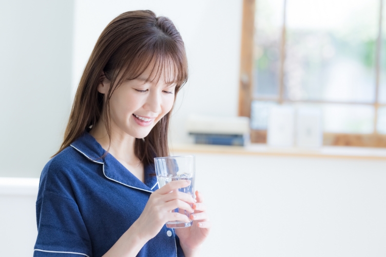 画像:水を飲む様子