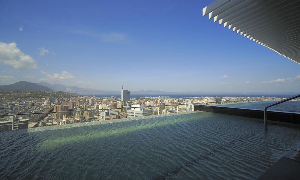 画像：CITY SPAてんくう「天空露天風呂」