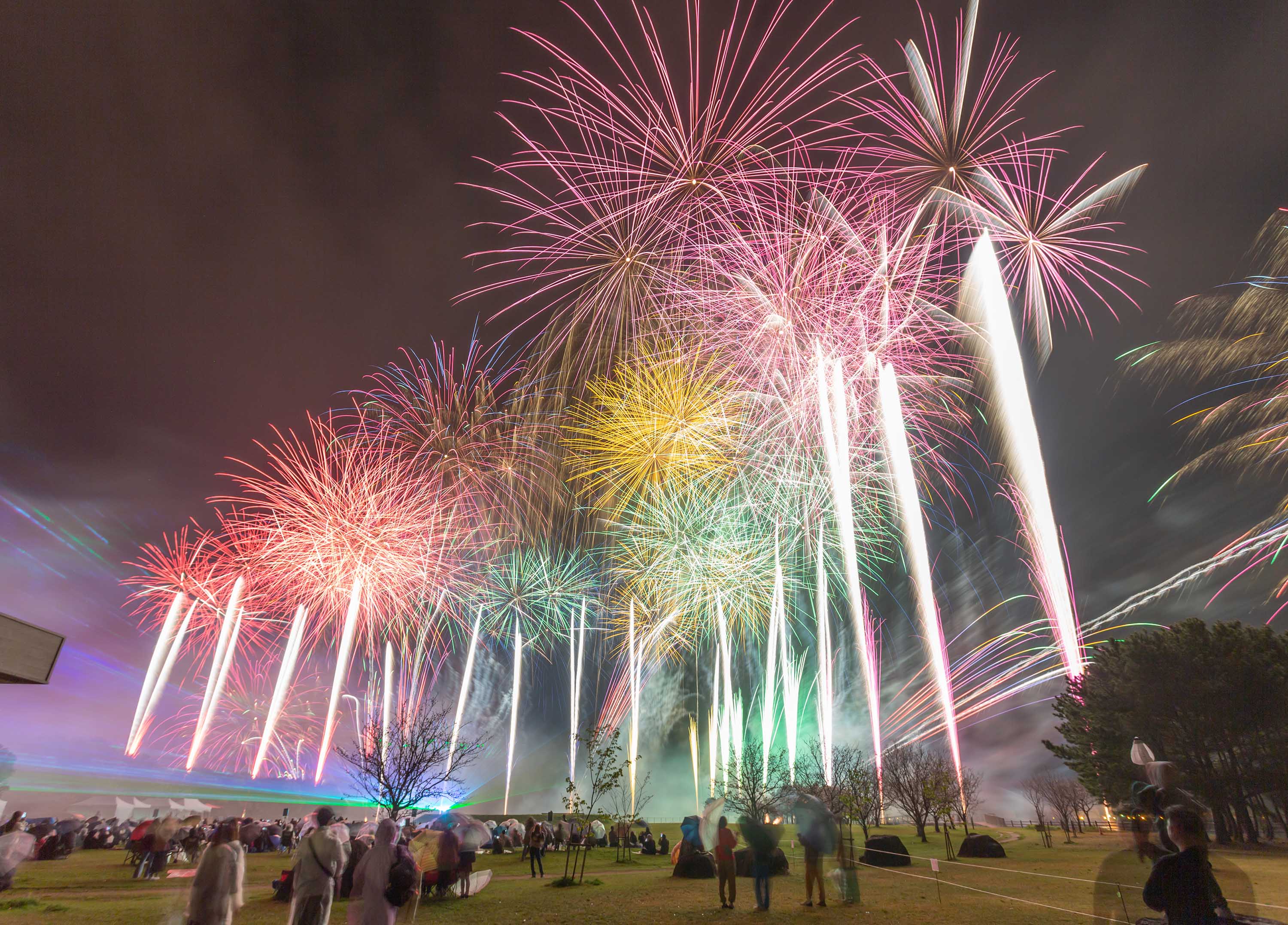 画像:ファンタジックショー~花火と光と音のページェント(熊本港)